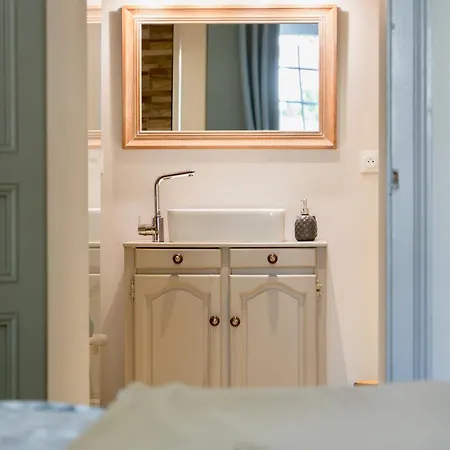 La Maison Florence Nocleg ze śniadaniem 4*