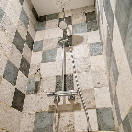 La Maison Florence Nocleg ze śniadaniem 4*