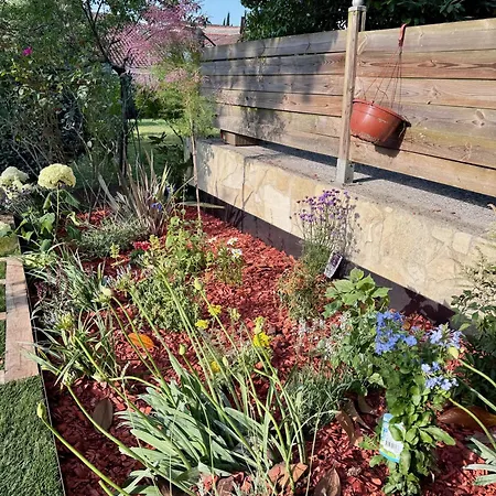 La Maison Florence Nocleg ze śniadaniem 4*