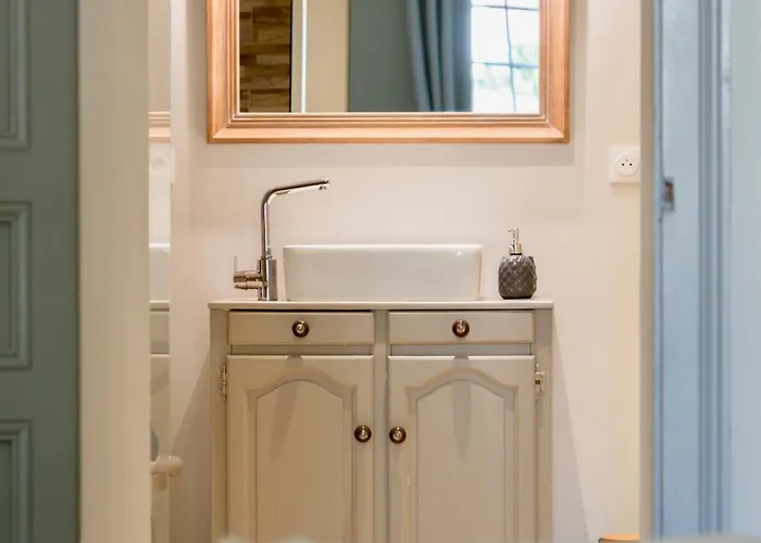 La Maison Florence Bed and Breakfast 4*